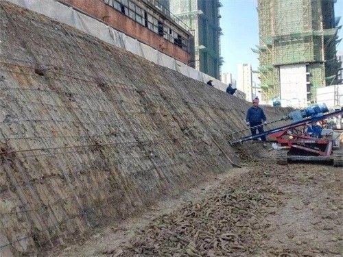 华龙建筑边坡支护