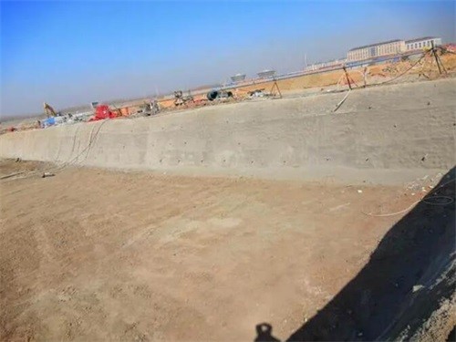 华龙高铁桩基础建设